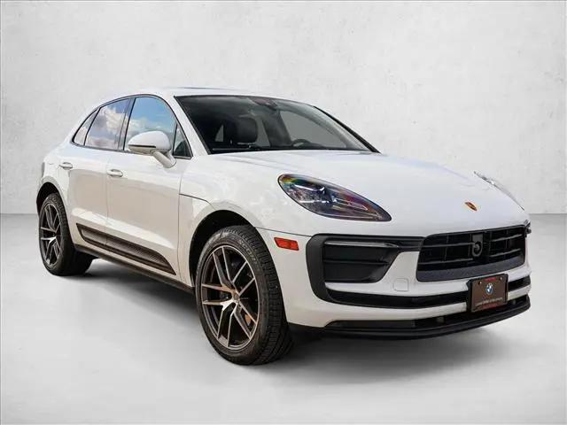 2023 Porsche Macan T