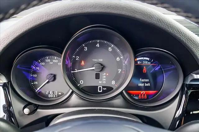 2023 Porsche Macan T