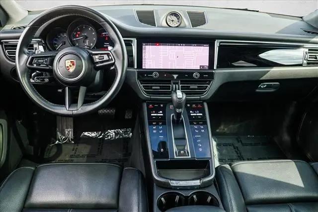 2023 Porsche Macan T