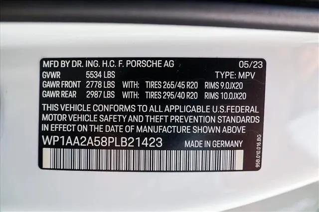2023 Porsche Macan T