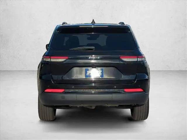 2023 Jeep Grand Cherokee Limited 4x2