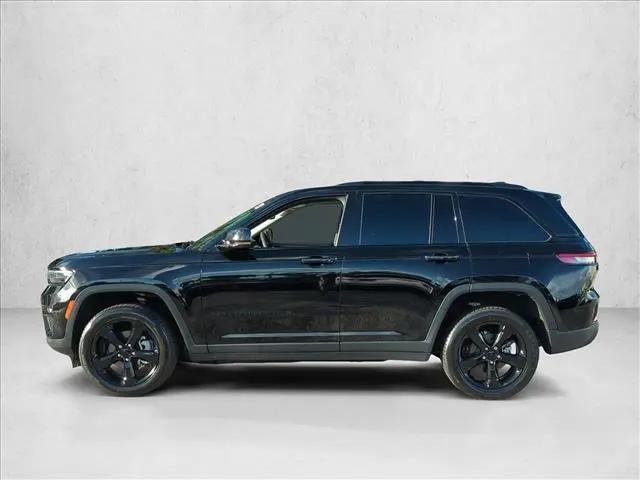 2023 Jeep Grand Cherokee Limited 4x2