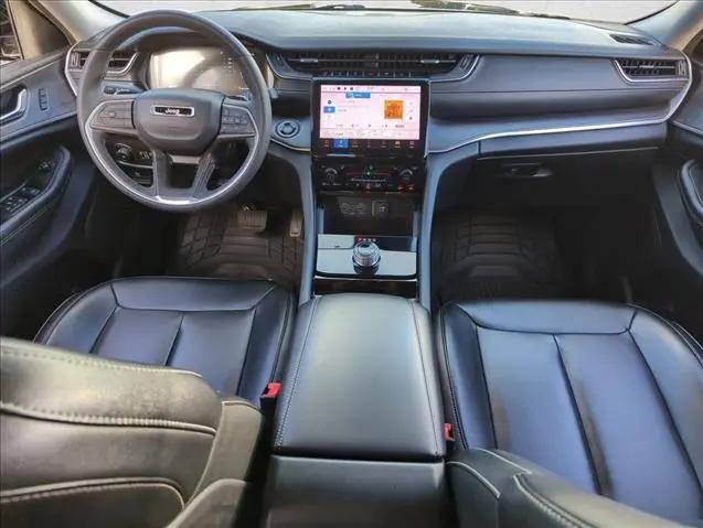 2023 Jeep Grand Cherokee Limited 4x2