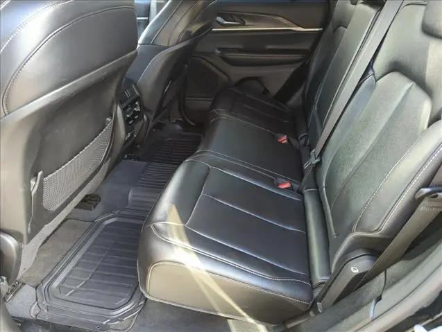 2023 Jeep Grand Cherokee Limited 4x2