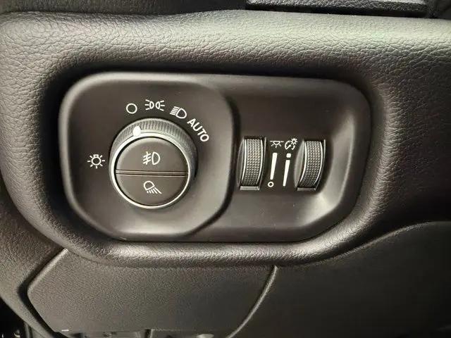 2021 Jeep Ram 2500 Laramie Crew Cab 4x4 64 Box