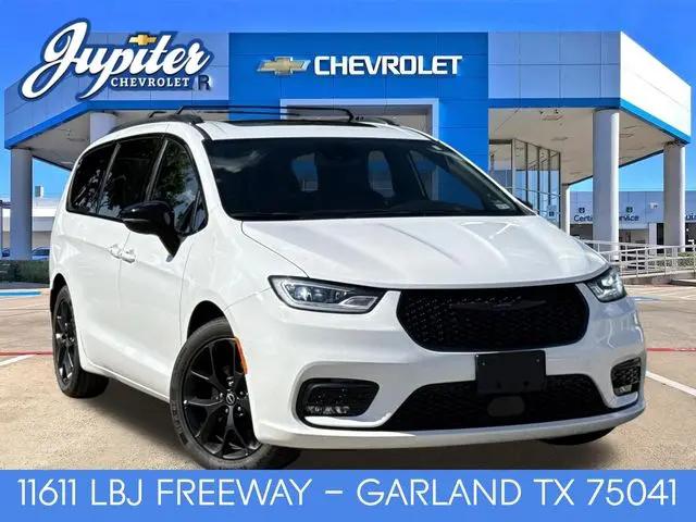 2025 Chrysler Pacifica Limited for sale in Garland, TX