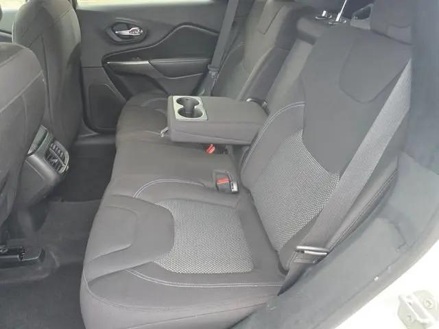 2020 Jeep Cherokee Latitude FWD