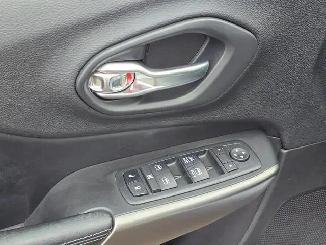 2020 Jeep Cherokee Latitude FWD