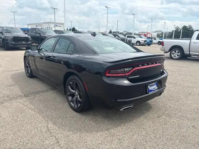 2017 Dodge Charger R/T RWD