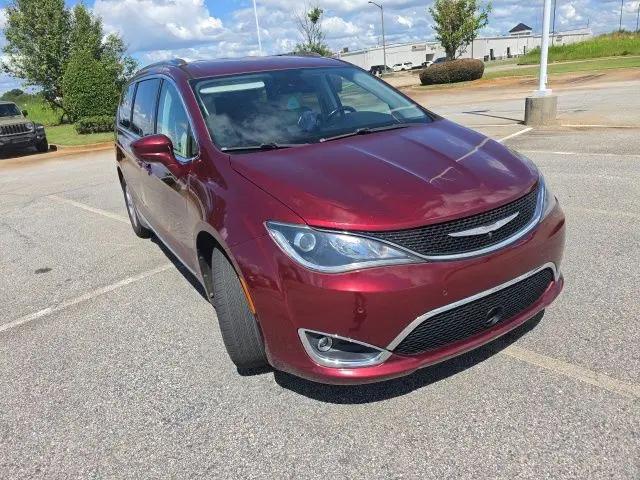 2017 Chrysler Pacifica Touring-L Plus