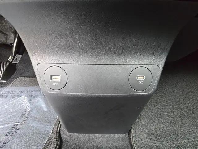 2022 Kia EV6 Wind