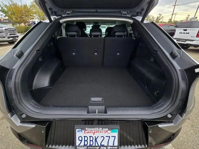 2022 Kia EV6 Wind