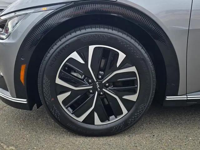2022 Kia EV6 Wind