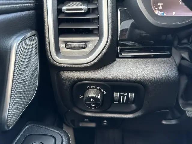 2025 Ram 1500 Laramie Crew Cab 4x4 57 Box
