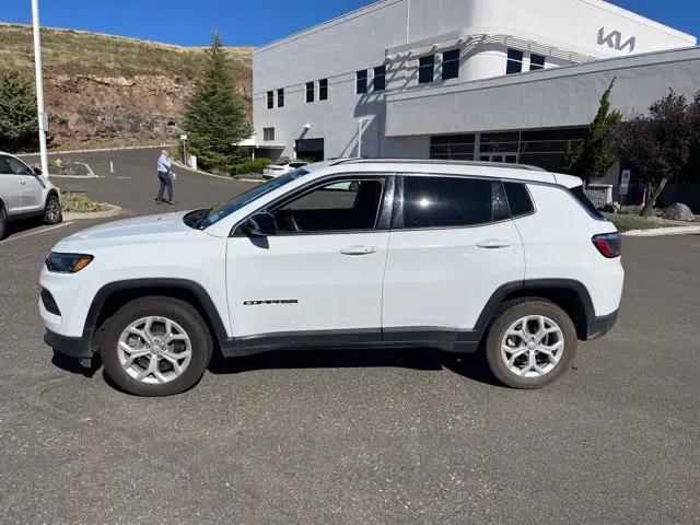 2024 Jeep Compass Latitude 4x4