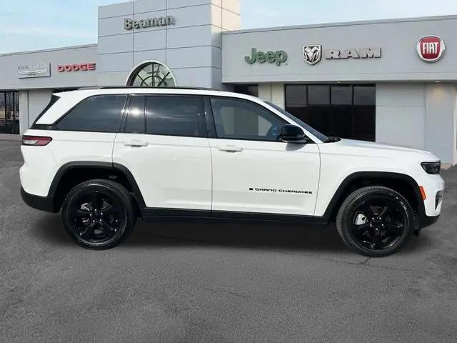 2023 Jeep Grand Cherokee Limited 4x2