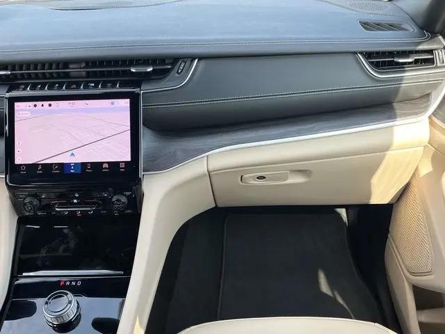 2023 Jeep Grand Cherokee Limited 4x2