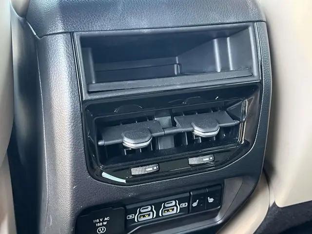 2023 Jeep Grand Cherokee Limited 4x2