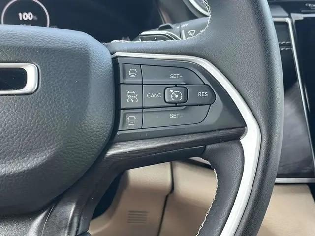 2023 Jeep Grand Cherokee Limited 4x2
