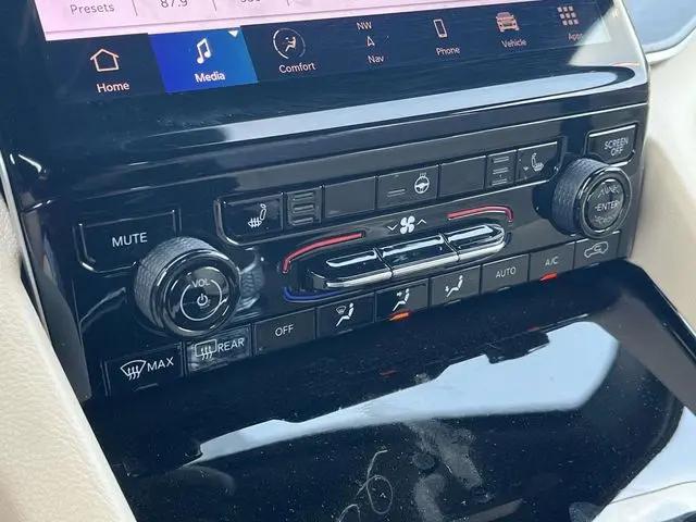 2023 Jeep Grand Cherokee Limited 4x2