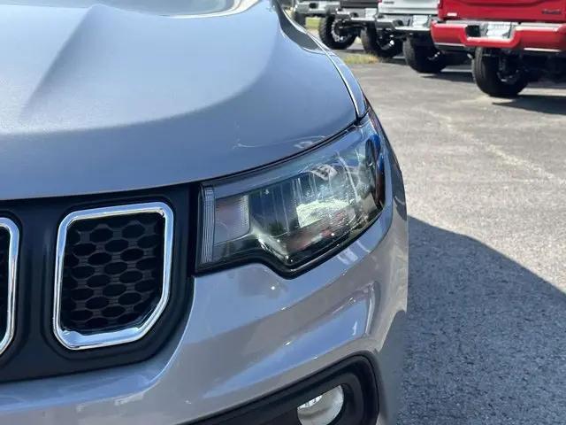 2023 Jeep Compass Latitude Lux FWD