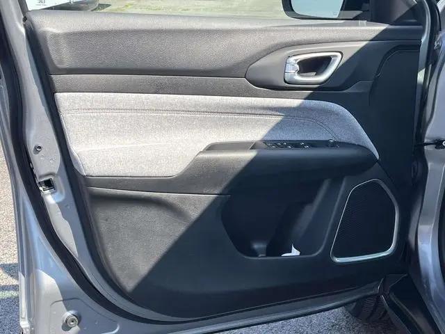 2023 Jeep Compass Latitude Lux FWD