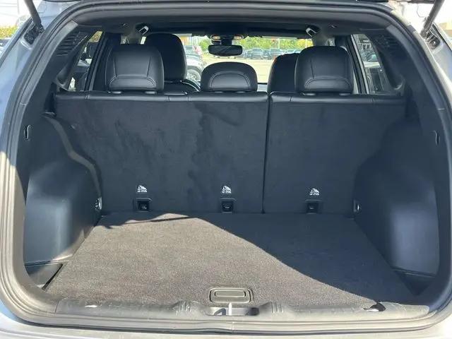 2023 Jeep Compass Latitude Lux FWD