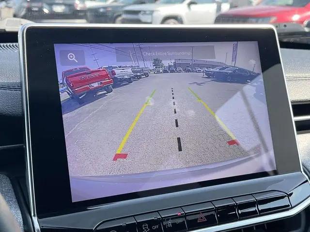 2023 Jeep Compass Latitude Lux FWD