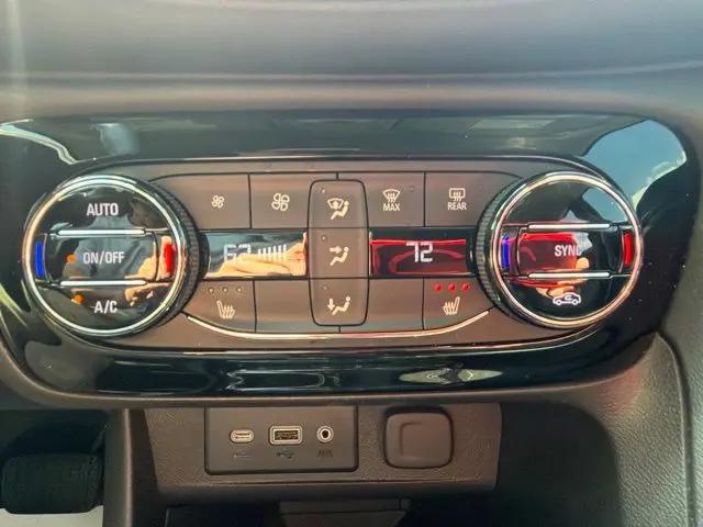 2022 Buick Encore GX FWD Select
