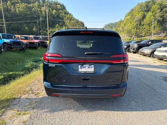 2025 Chrysler Pacifica Limited