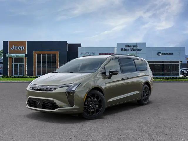 2027 Chrysler Pacifica Limited for sale in FORT GRATIOT, MI