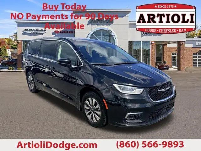 2024 Chrysler Pacifica Hybrid Select for sale in Enfield, CT