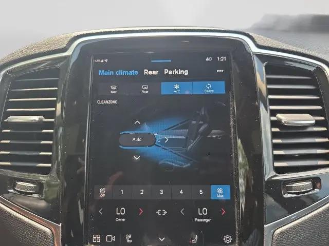 2023 Volvo XC90 B6 Plus 7-Seater