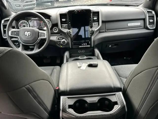 2025 Ram 1500 Big Horn Crew Cab 4x4 57 Box