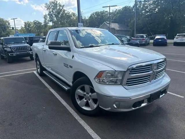 2017 Ram 1500 SLT