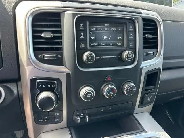 2017 Ram 1500 SLT
