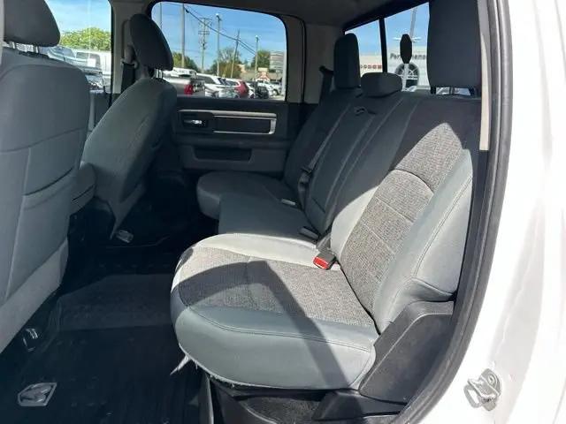 2017 Ram 1500 SLT