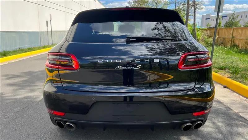 2016 Porsche Macan S