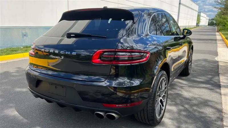 2016 Porsche Macan S