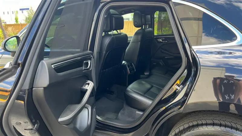 2016 Porsche Macan S