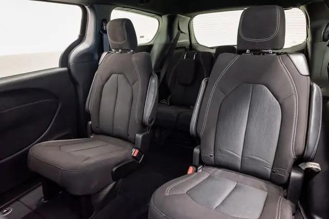 2023 Chrysler Pacifica Touring