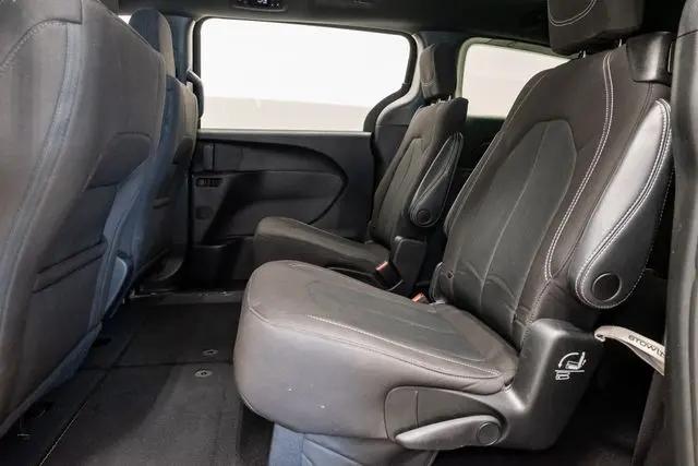2023 Chrysler Pacifica Touring