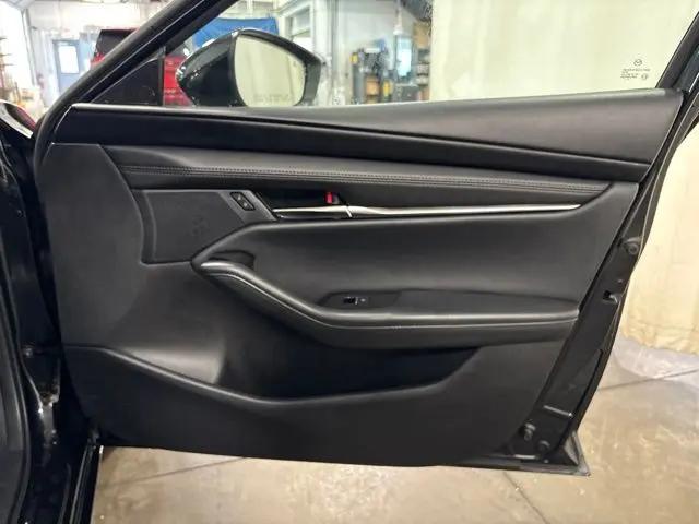 2025 Mazda Mazda3 2.5 S Preferred