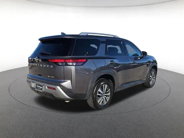 2025 Nissan Pathfinder SL 4WD