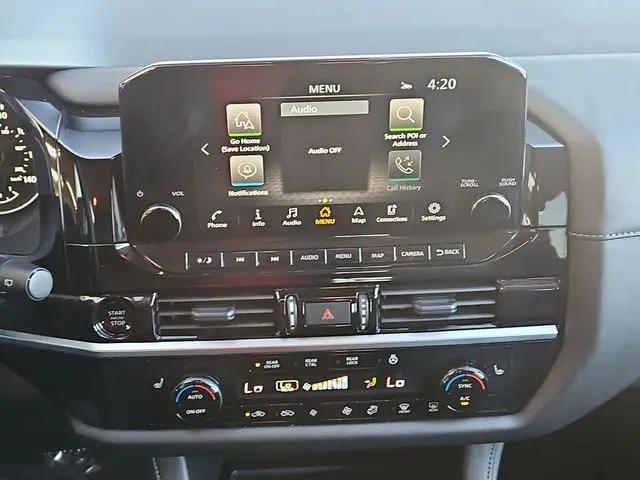 2025 Nissan Pathfinder SL 4WD