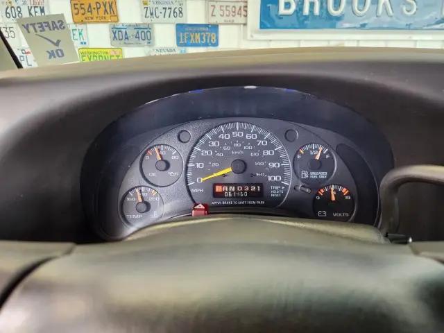 2001 Chevrolet Express Base