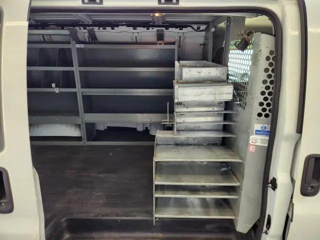 2001 Chevrolet Express Base