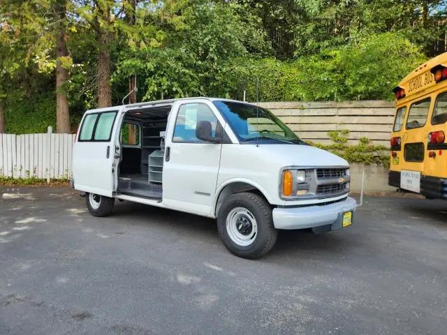 2001 Chevrolet Express Base