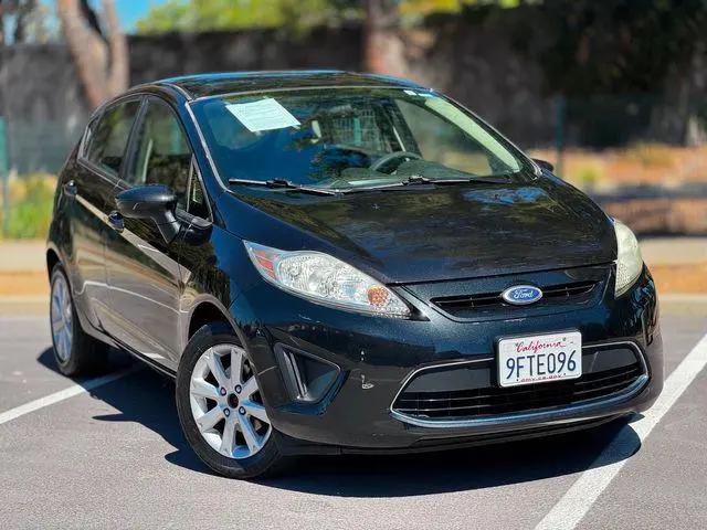 2011 Ford Fiesta SE for sale in Los Angeles, CA