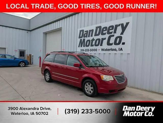 2009 Chrysler Town & Country Touring for sale in Waterloo, IA